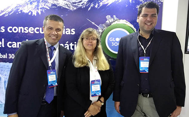 David Ecker, Sylvia Viljoen y Heiko Stolze, la presencia de Deutsche Welle en Jornadas Internacionales de Argentina.