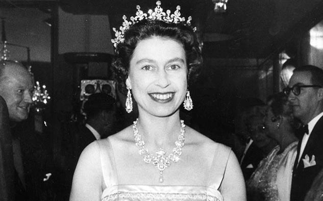 En EEUU, Smithsonian Channel ha adquirido la serie documental Elizabeth, apropiado por el Jubileo de Platino de la Reina Isabel II.
