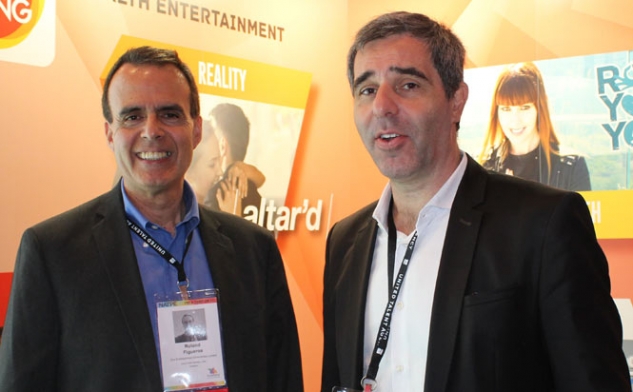 Rolando Figueroa, director de Mercadeo y Medios Digitales y Javier Lopez Casella.