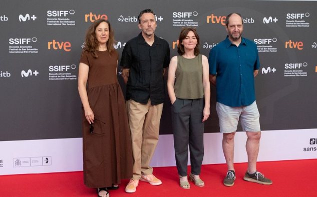 El equipo de 'Zeru ahoak', nueva producción de RTVE Play