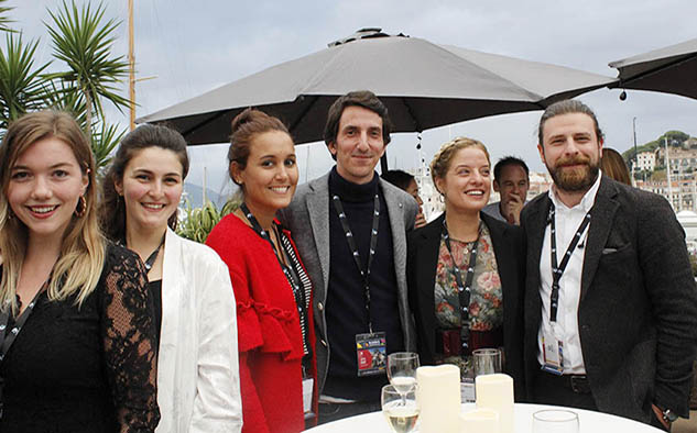 Dilara Kervancioglu, Salmi Gambarova, Mikaela Pérez, Selim Turkmen, Ekin Koyuncu y Kerim Emrah Turn, integrantes del staff Kanal D