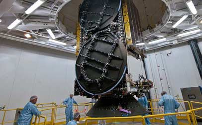 pre-launch preparation for Intelsat 30/DLA-1. Encapsulating Intelsat 30/DLA-1 for Its Journey into Space