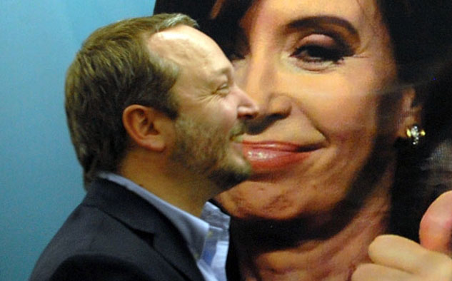 Martín Sabbatella, máximo responsable de AFSCA, y presidente Cristina Fernández de Kirchner. 
