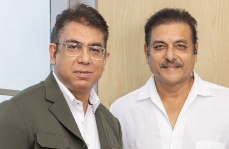 Deepak Dhar y Ravi Shastri