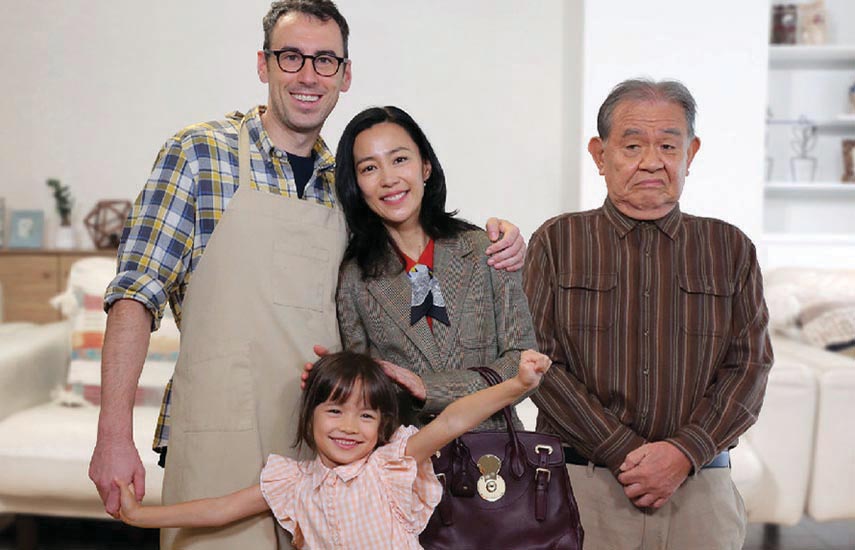 La segunda temporada de la comedia familiar Home Sweet Tokyo estrena por la señal este próximo viernes 30 de noviembre a en horario nocturno.
