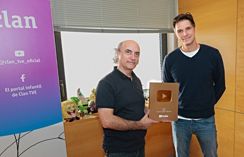Yago Fandiño, director de Contenidos Infantiles de RTVE, y Miguel Aldasoro, director de Ventas Internacionales y Coproducción de Ánima Kitchent.