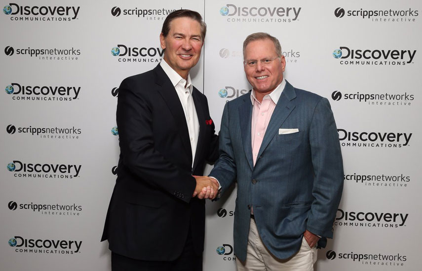 Kenneth W. Lowe, presidente de Scripps Networks Interactive, junto a David Zaslav, presidente y CEO de Discovery Communications.