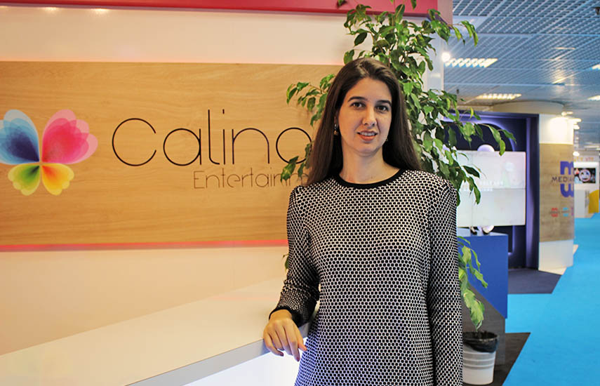 Duda Rodrigues, ejecutiva de venta regional de Calinos. 