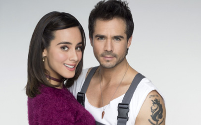 Esmeralda Pimentel y José Ron, encarnan a la pareja central de Enamorándome de Ramón.