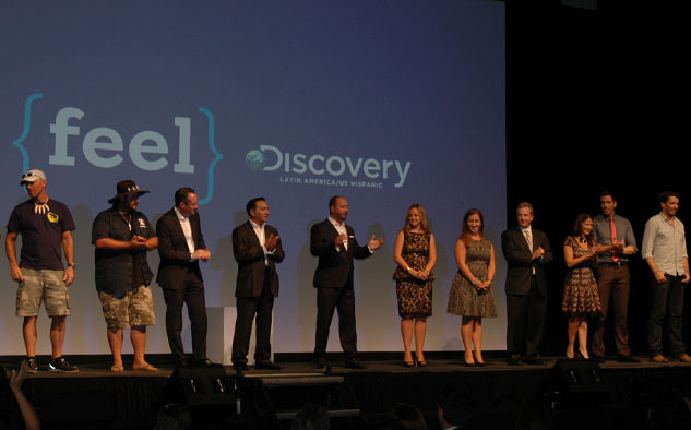 Todo el equipo ejecutivo de Ventas Publicitarias de las señales de Ana Herrera, Milagros Lazo, Ivan Bargueiras, y Angela Recio Sondon, parte del equipo de Ventas Publicitarias de Discovery Networks Latin America/U.S. Hispanic, junto a varios de los talentos protagonistas de los nuevos shows presentados en el Upfront de Miami.