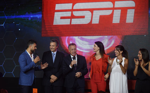 ESPN Leo Montero, Javier Frana, Quique Wolff, Luciana Aymar, Magui Aicega y Mechi Margalot presentaron las novedades para 2016.