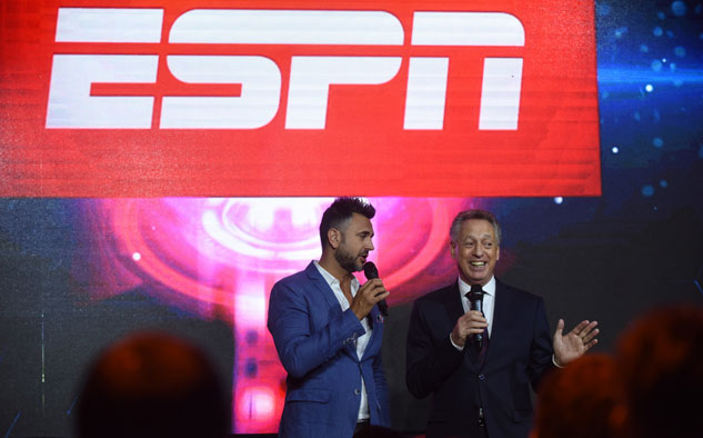 ESPN Leo Montero y Quique Wolff, presentadores de la reunión de ESPN.