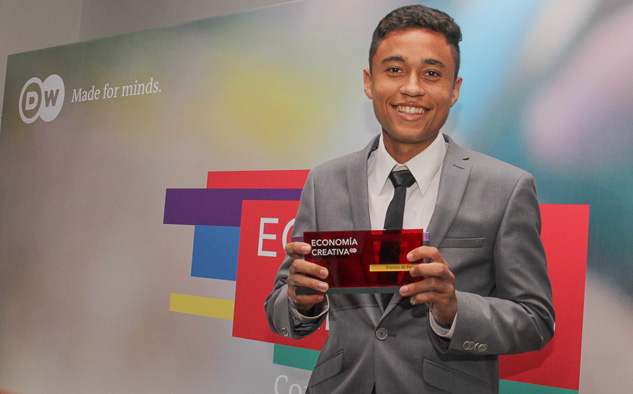 Ever Mejía González, del periódico El Punto, ganador del primer premio y de un viaje a Alemania.