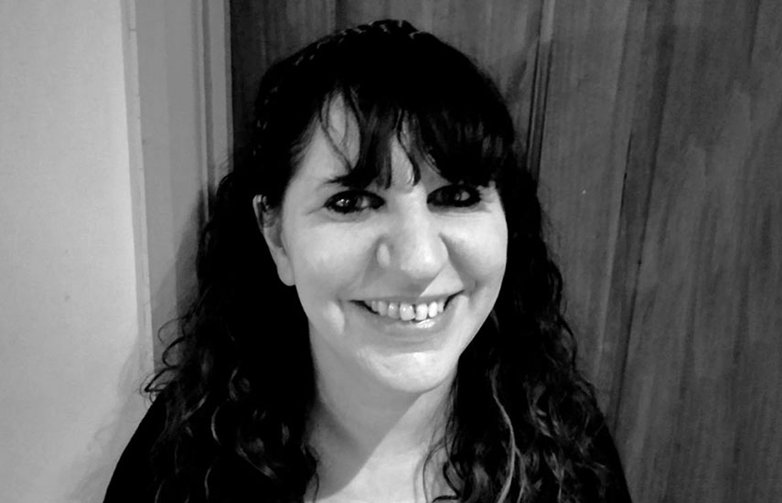 Holly Phillips, escritora y creadora de series.