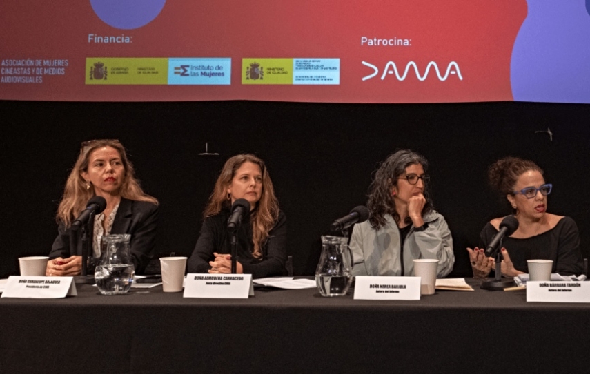 Guadalupe Balaguer, presidenta de CIMA; Almudena Carracedo, representante de la Comisión de Violencias, y Nerea Barjola y Bárbara Tardón, autoras del estudio, en la presentación durante este jueves 24 del informe sobre el impacto de los abusos y ataques sexuales contra las mujeres en el audiovisual.