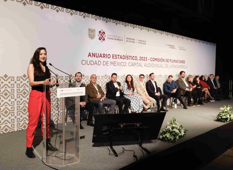 Claudia Curiel de Icaza, secretaria de Cultura local, presentó el documento anual.
