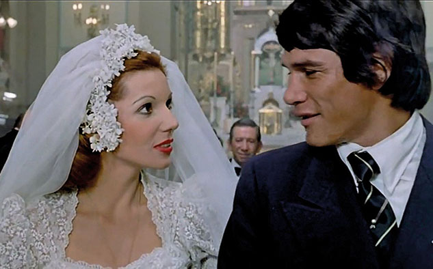 Carlos Monzón en sus días más felices, con su entonces pareja en la ficción (la foto es del filme La Mary) y en la vida real, Susana Gímenez.