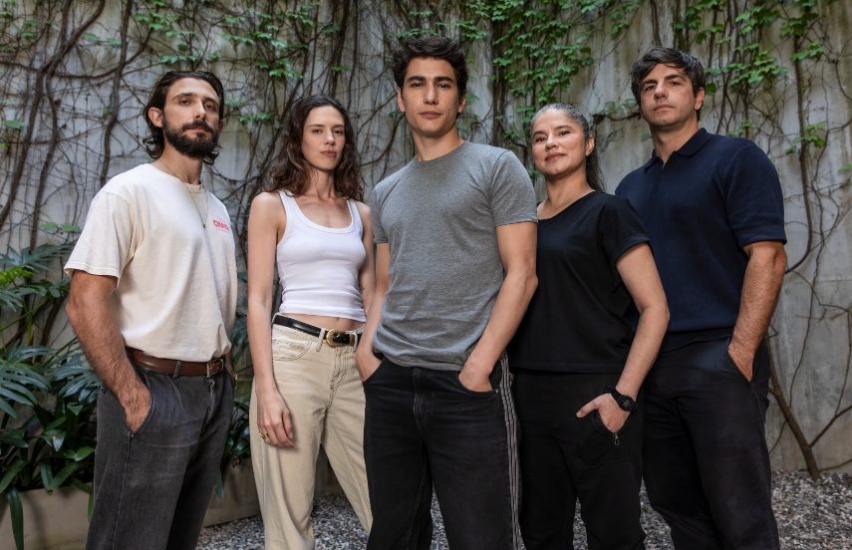 Protagonistas: Emiliano Zurita (México), Delfina Chaves (Argentina), Enzo Vogrincic (Uruguay), Marleyda Soto (Colombia) y Marco Antonio Caponi (Argentina) 