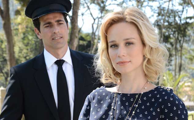 Mariana Ximenes y Reynaldo Gianecchini, protagonistas de la historia de amor central de la novela brasileña. 