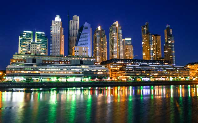 Pablo Gonzalez El Hilton Hotel, situado en el moderno barrio de Puerto Madero, en la capital argentian, acogerá al mercado internacional de la TV por cable desde el próximo 16 y hasta el 18.