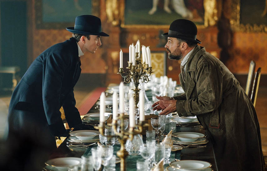 Vienna Blood sigue a Max Liebermann y al tenaz detective inspector Oskar Rheinhardt.
