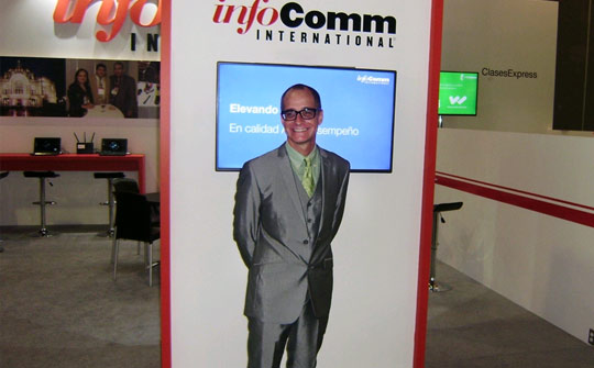 Max Jaramillo director del evento y de Latin Press